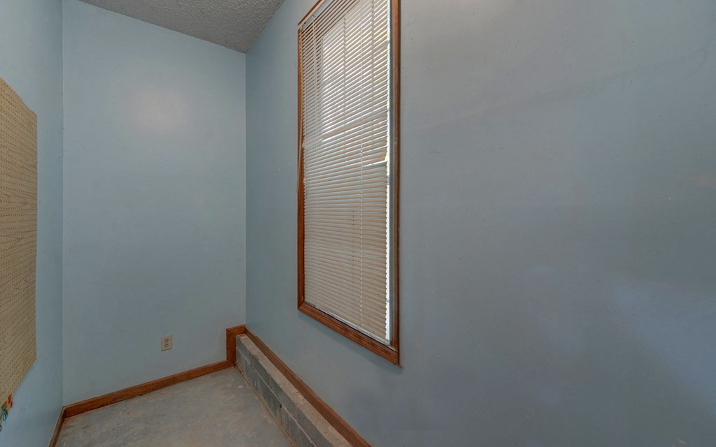 1930 Pilgrim Mill Road Cumming, GA 30041 - Photo 15 of 41 Gallery Image 15