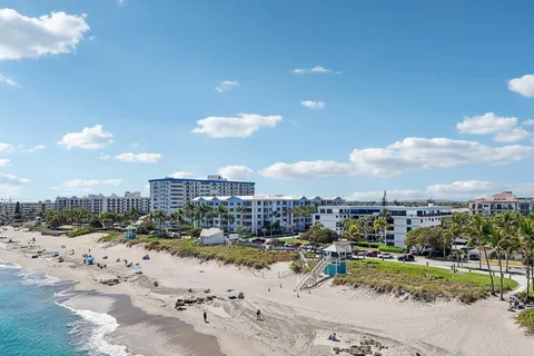 $1,199,000 | 665 Southeast 21st Avenue, Unit 107, Deerfield Beach, FL 33441