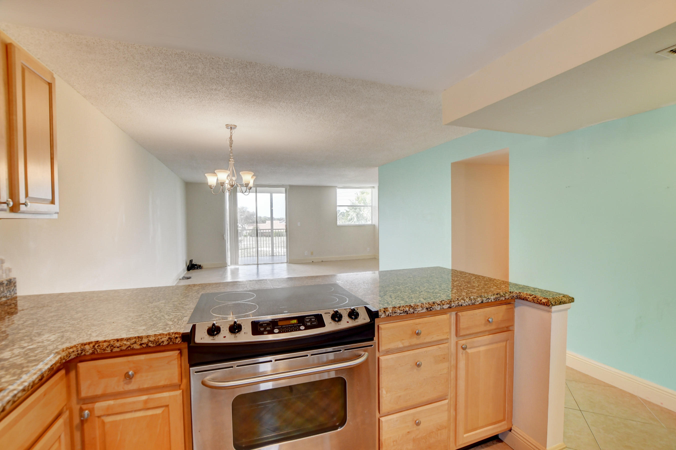 6161 Northwest 2nd Avenue, Unit 322 Boca Raton, FL 33487 - Photo 11 of 34 10_ebf_0952and4more