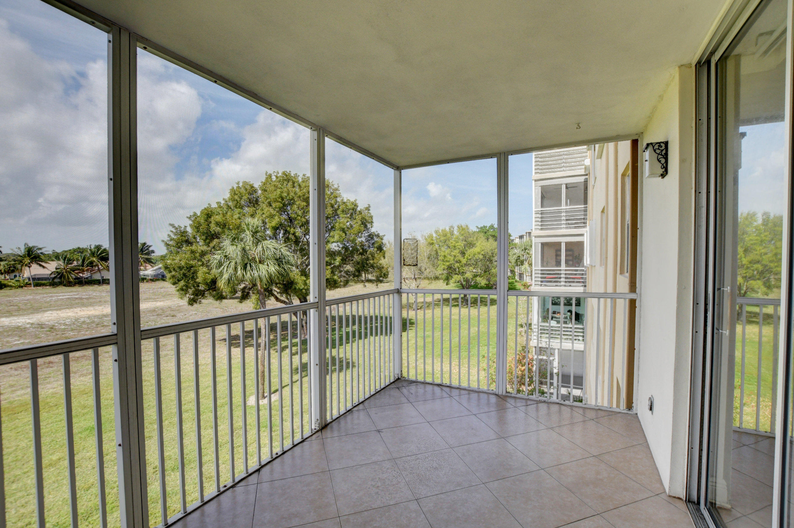 6161 Northwest 2nd Avenue, Unit 322 Boca Raton, FL 33487 - Photo 31 of 34 30_ebf_1002and4more