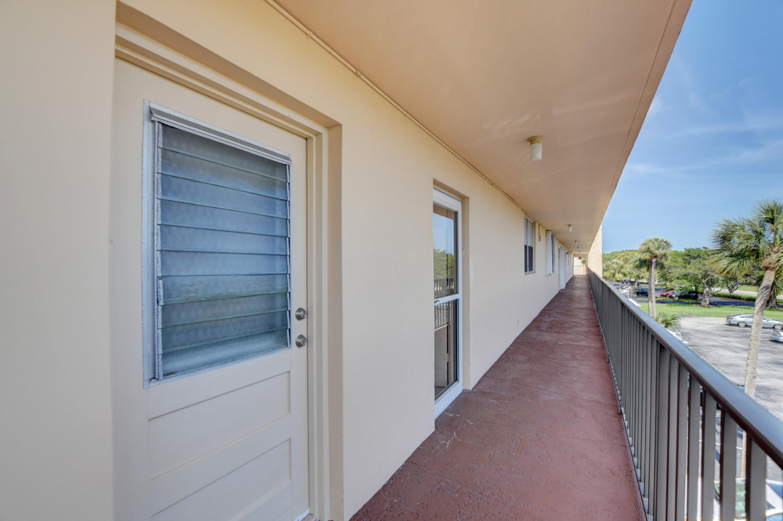 6161 Northwest 2nd Avenue, Unit 322 Boca Raton, FL 33487 - Photo 5 of 34 04_ebf_0922and4more