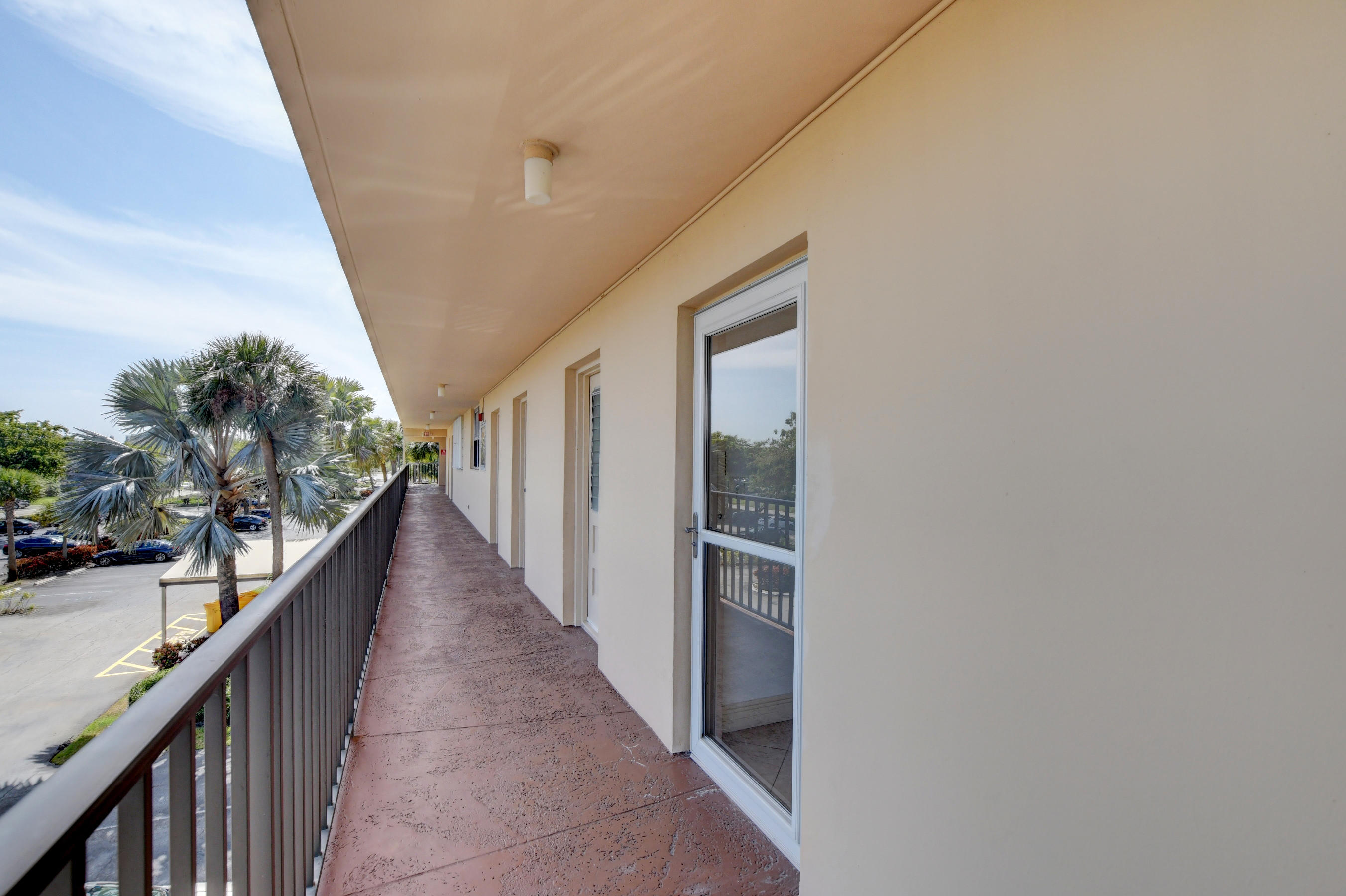 6161 Northwest 2nd Avenue, Unit 322 Boca Raton, FL 33487 - Photo 6 of 34 05_ebf_0927and4more