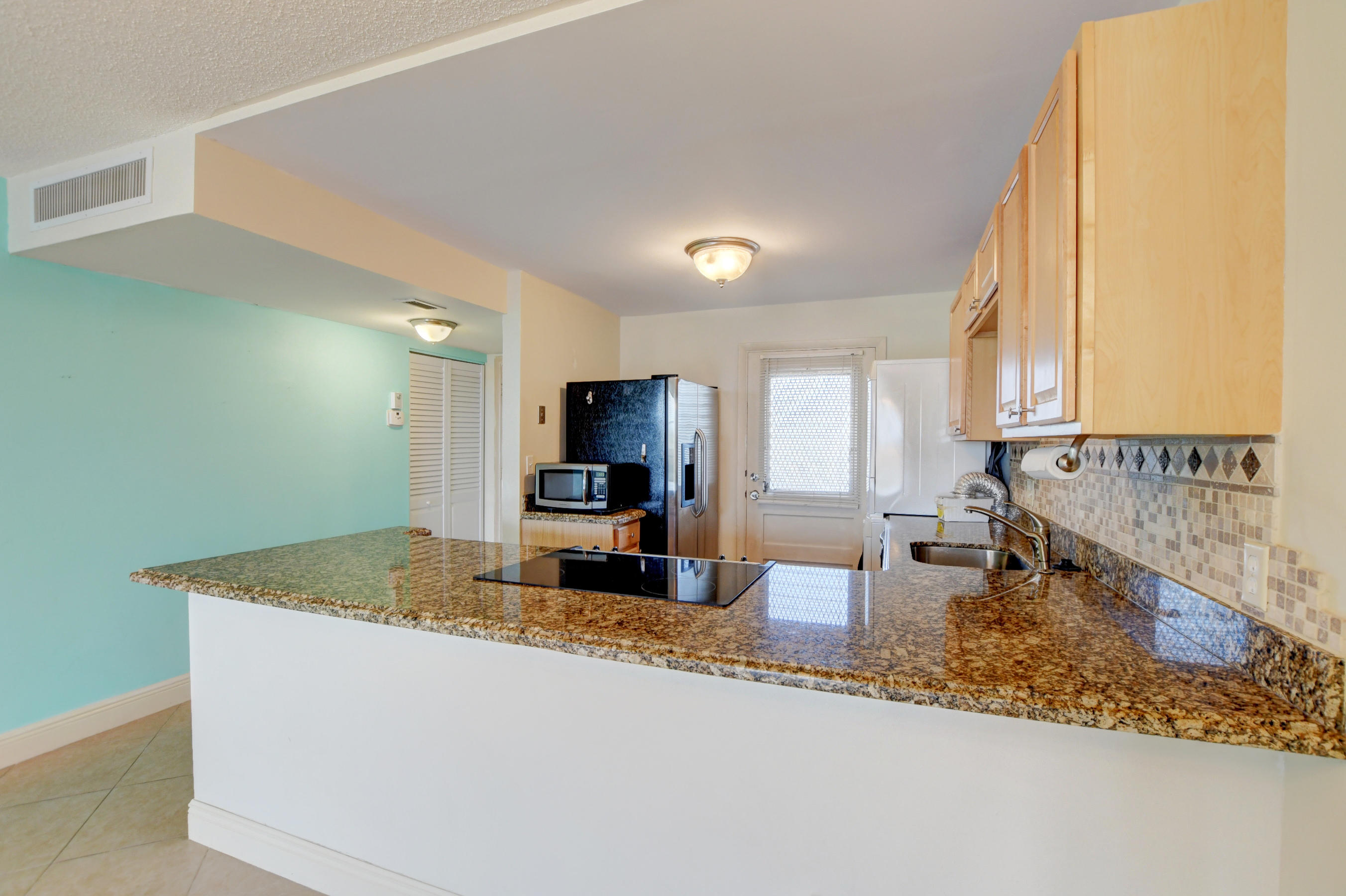 6161 Northwest 2nd Avenue, Unit 322 Boca Raton, FL 33487 - Photo 8 of 34 07_ebf_0937and4more