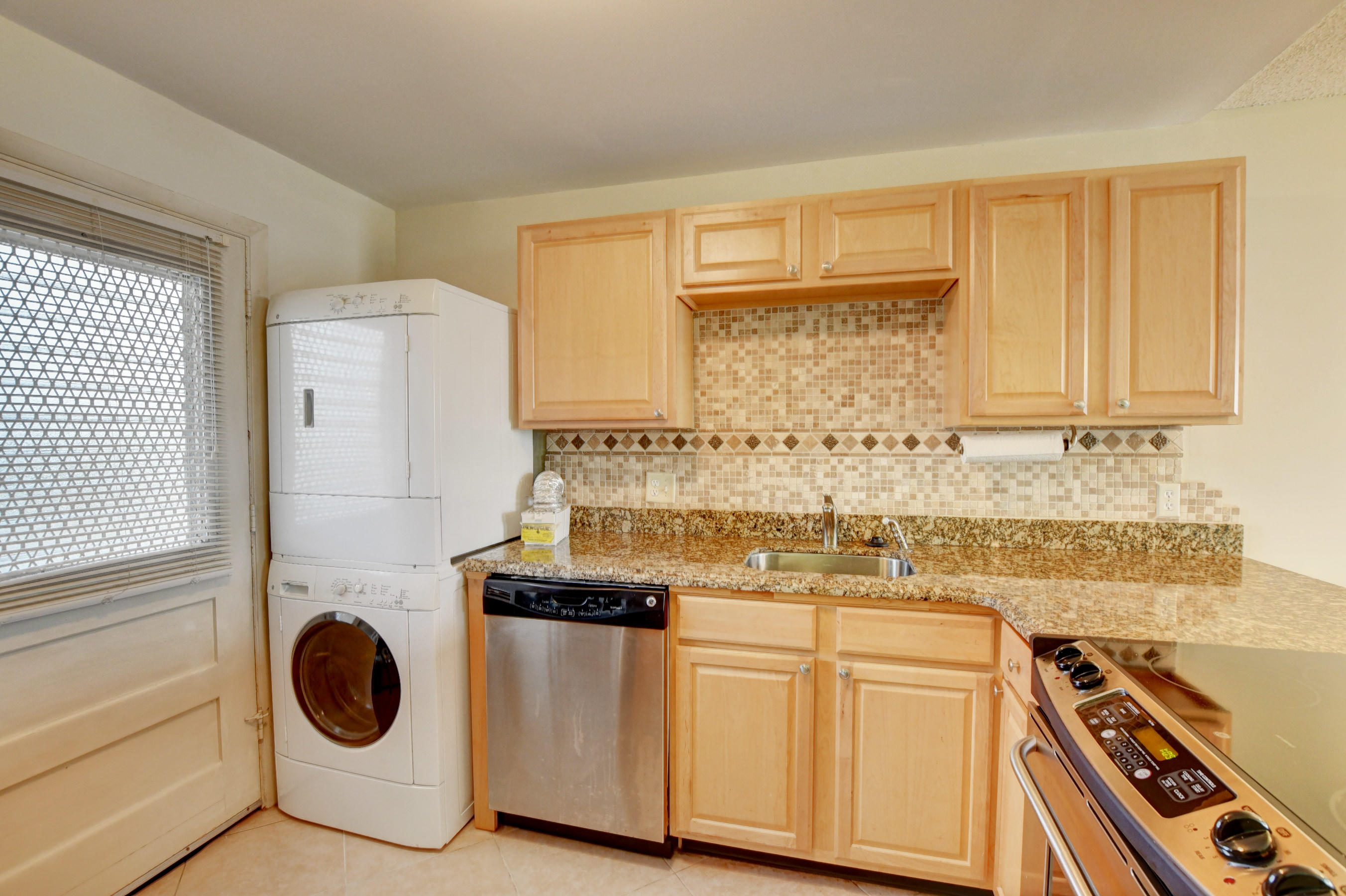 6161 Northwest 2nd Avenue, Unit 322 Boca Raton, FL 33487 - Photo 9 of 34 08_ebf_0942and4more