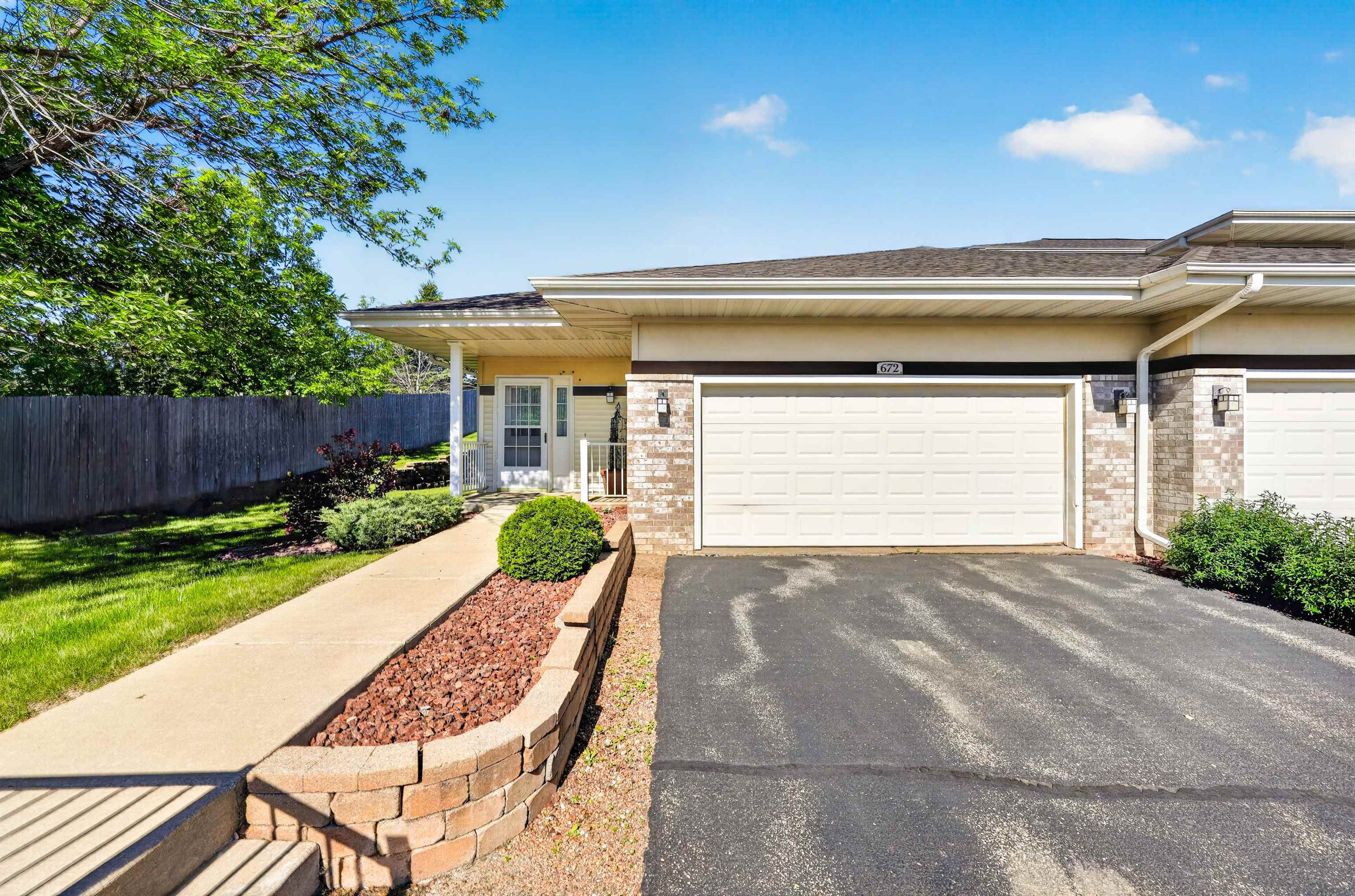 672 Clardell Drive Sun Prairie, WI 53590 - Photo 33 of 43