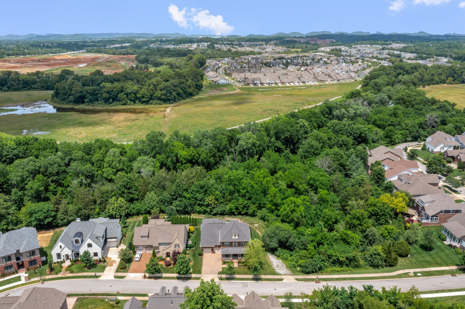 367 Circuit Road Franklin, TN 37064 - Photo 4 of 70 Gallery Image 4