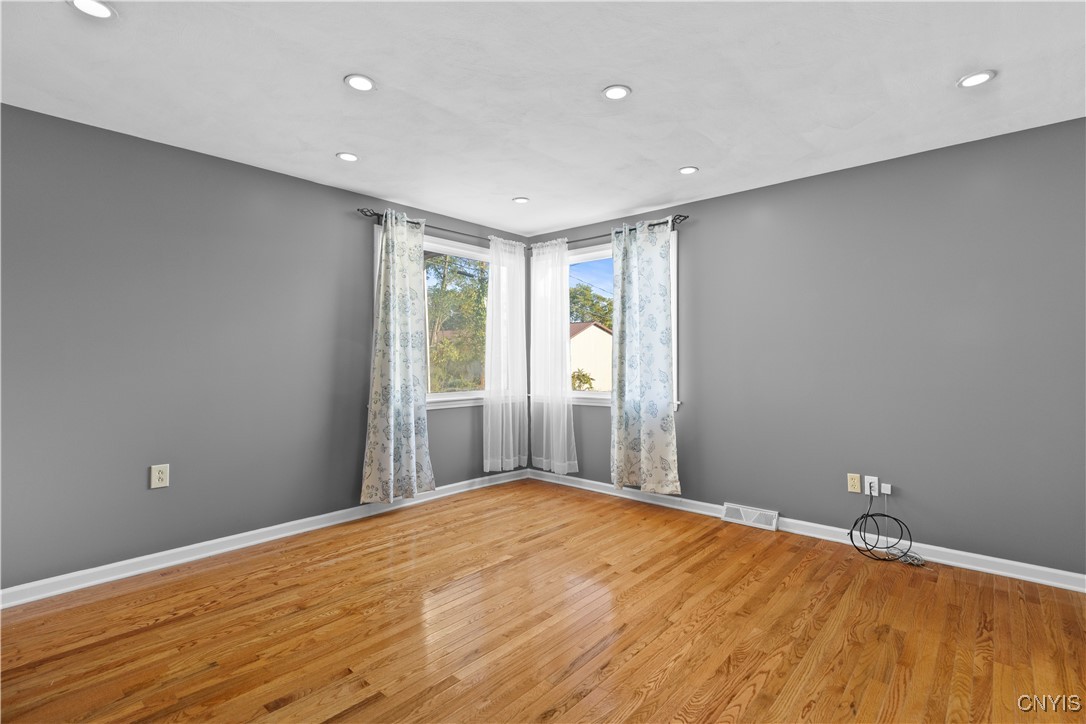 9260 Grange Hill Road New Hartford, NY 13413 - Photo 12 of 38