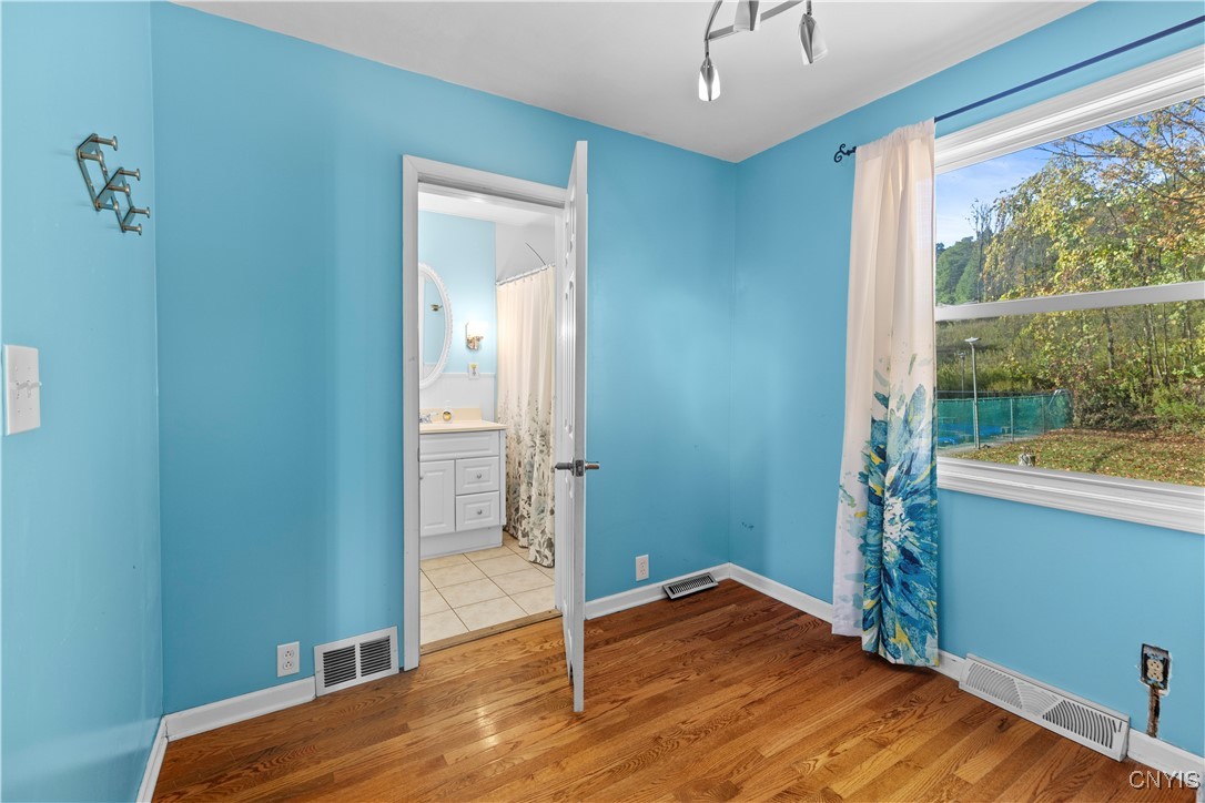 9260 Grange Hill Road New Hartford, NY 13413 - Photo 13 of 38