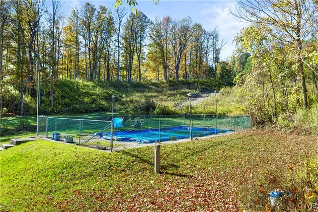 $251,900 | 9260 Grange Hill Road, New Hartford, NY 13413