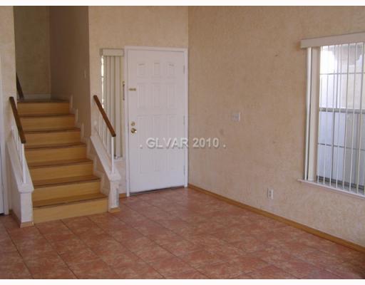 7246 Walnut Ridge Circle Las Vegas, NV 89119 - Photo 7 of 8 Living Room.