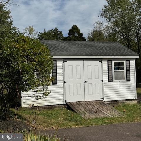 929 Store Road Harleysville, PA 19438 - Photo 38 of 40 Storage shed