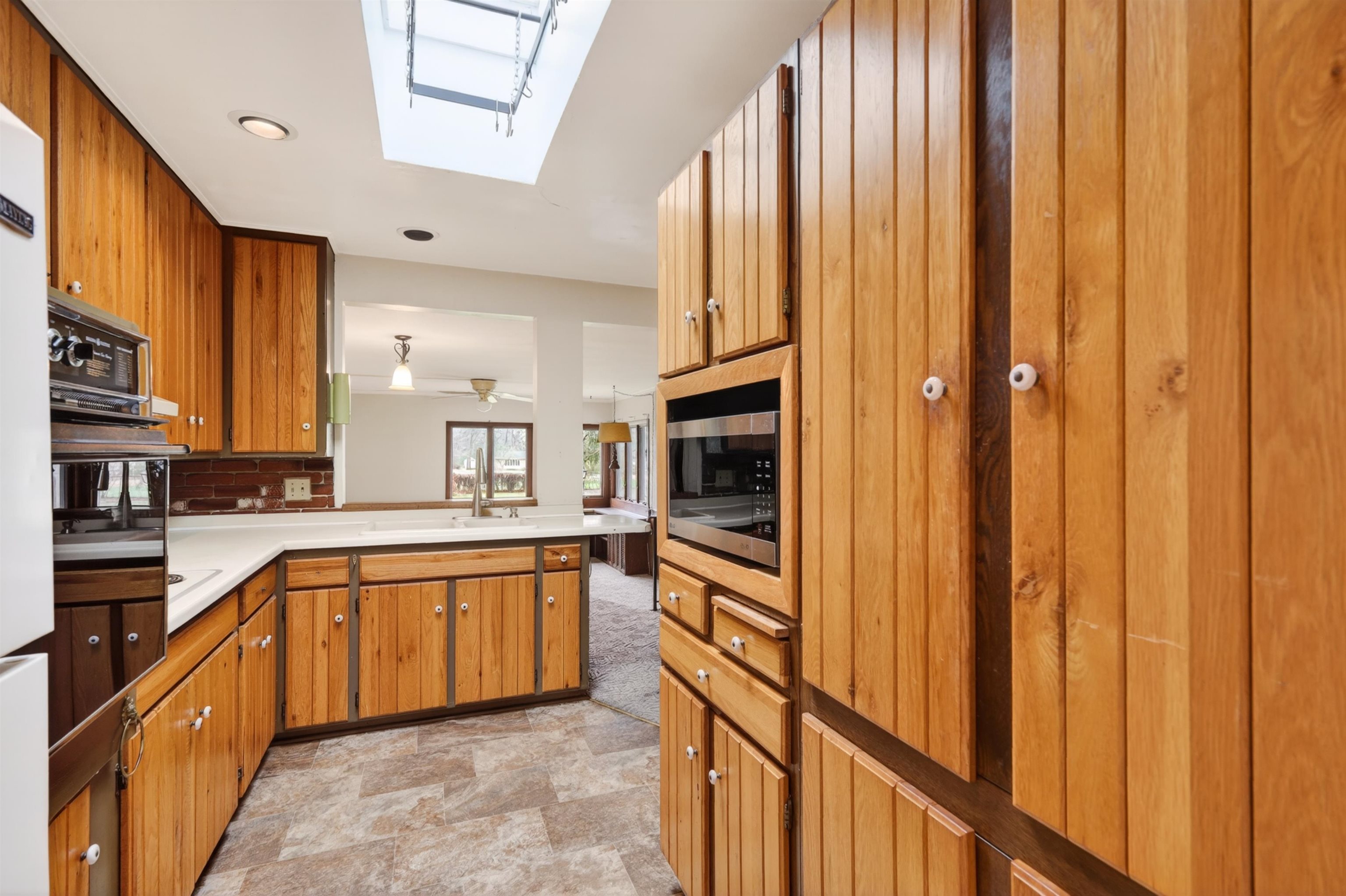 700 Owen Road Monona, WI 53716 - Photo 23 of 70