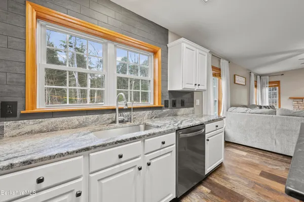$449,900 | 21 Kreutzer Road, Peru, MA 01235