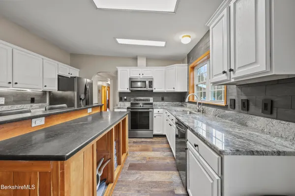 $449,900 | 21 Kreutzer Road, Peru, MA 01235