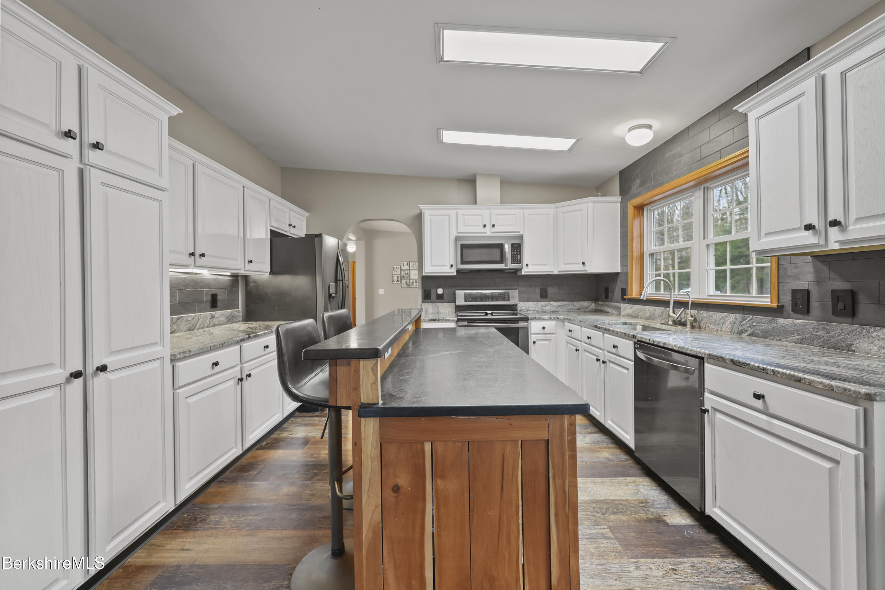 21 Kreutzer Road Peru, MA 01235 - Photo 18 of 58 65 Kitchen