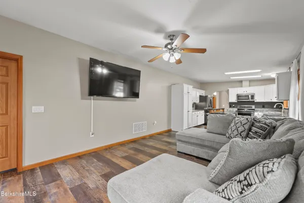 $449,900 | 21 Kreutzer Road, Peru, MA 01235