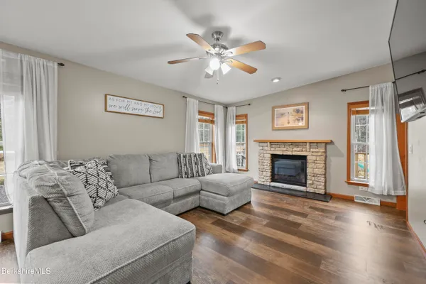 $449,900 | 21 Kreutzer Road, Peru, MA 01235
