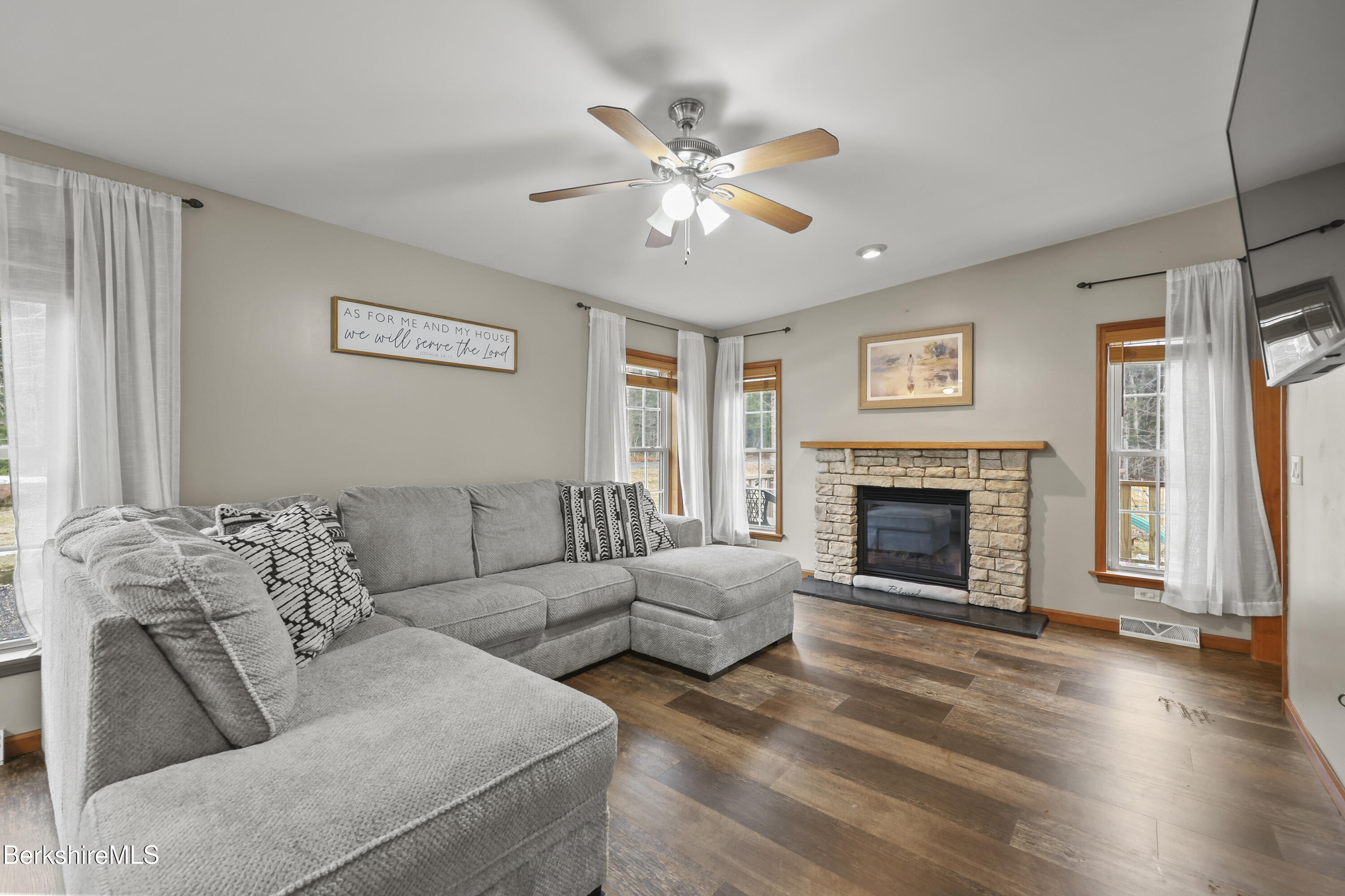 21 Kreutzer Road Peru, MA 01235 - Photo 23 of 58 105 Family Room