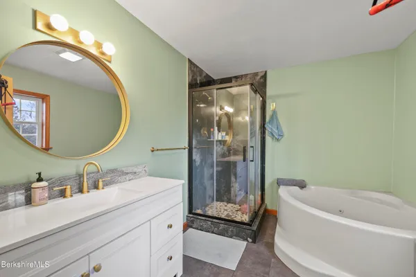 $449,900 | 21 Kreutzer Road, Peru, MA 01235