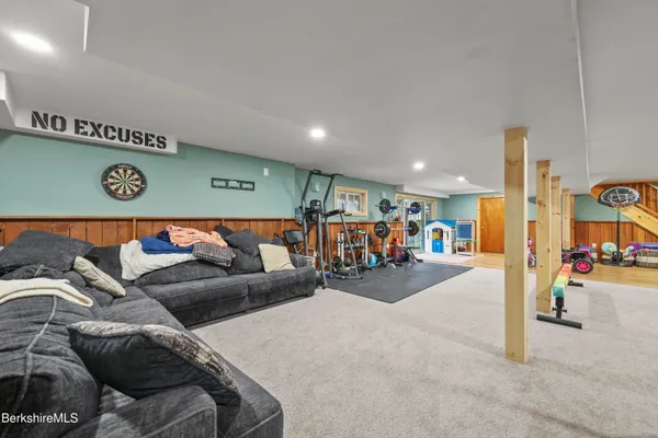 $449,900 | 21 Kreutzer Road, Peru, MA 01235