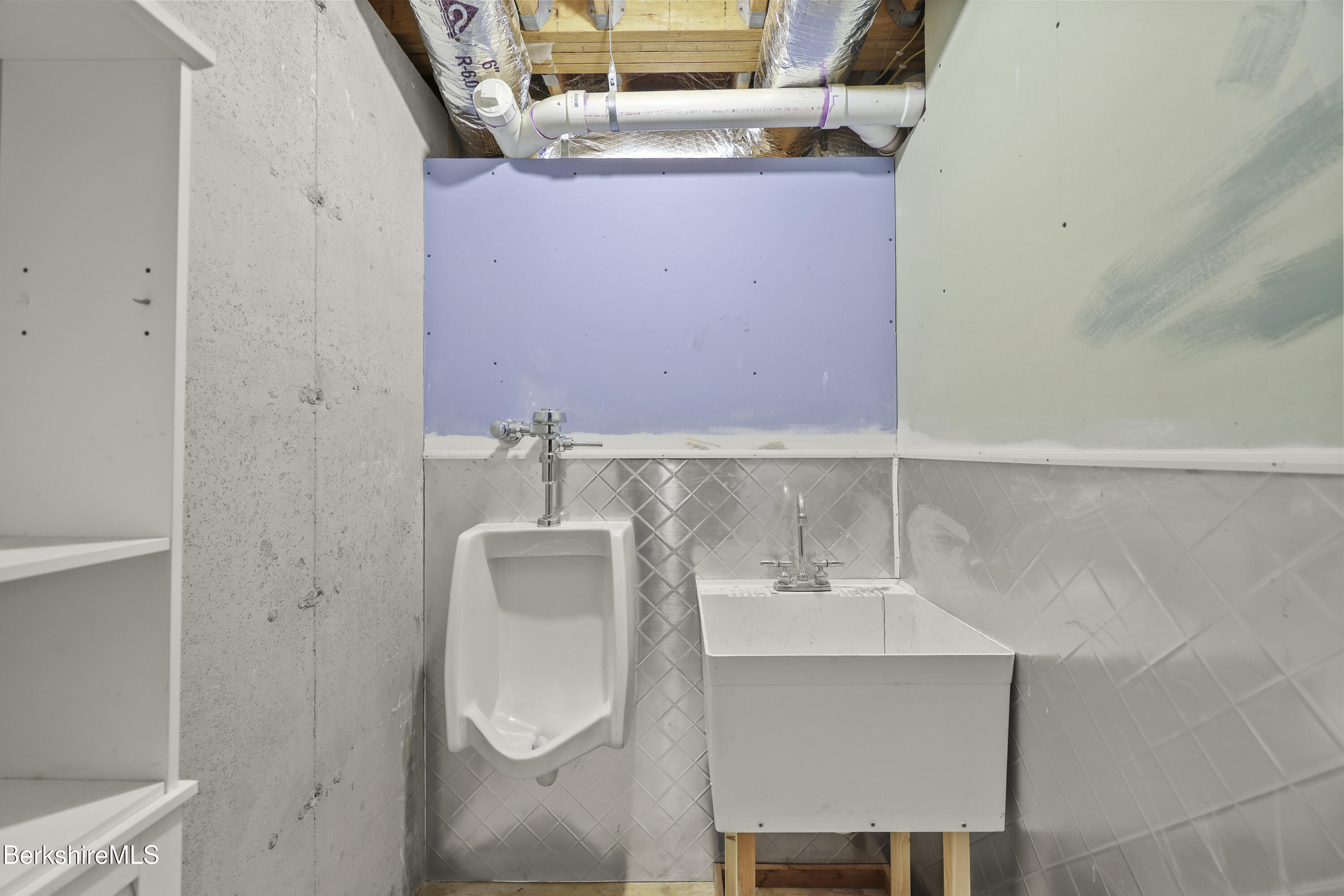 21 Kreutzer Road Peru, MA 01235 - Photo 42 of 58 215 Lower Level Half Bath