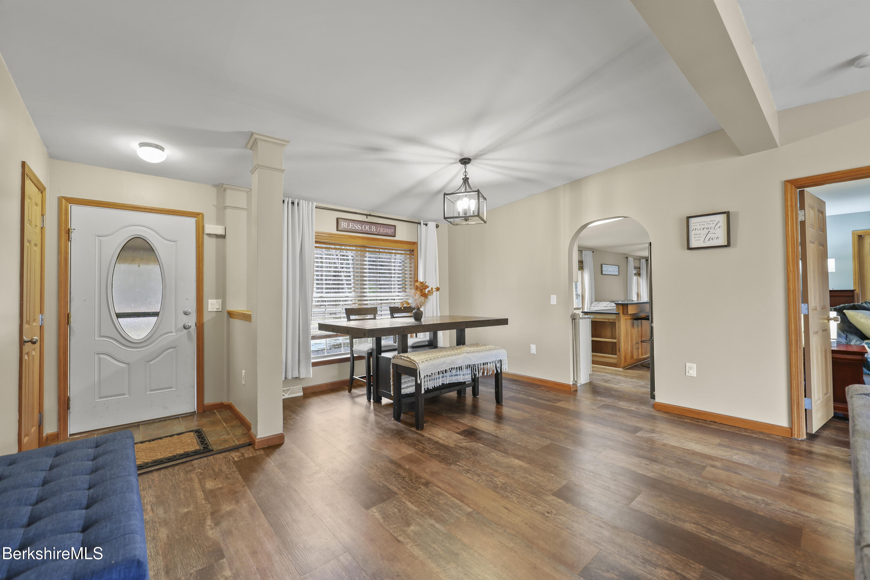 21 Kreutzer Road Peru, MA 01235 - Photo 5 of 58 25 Entry