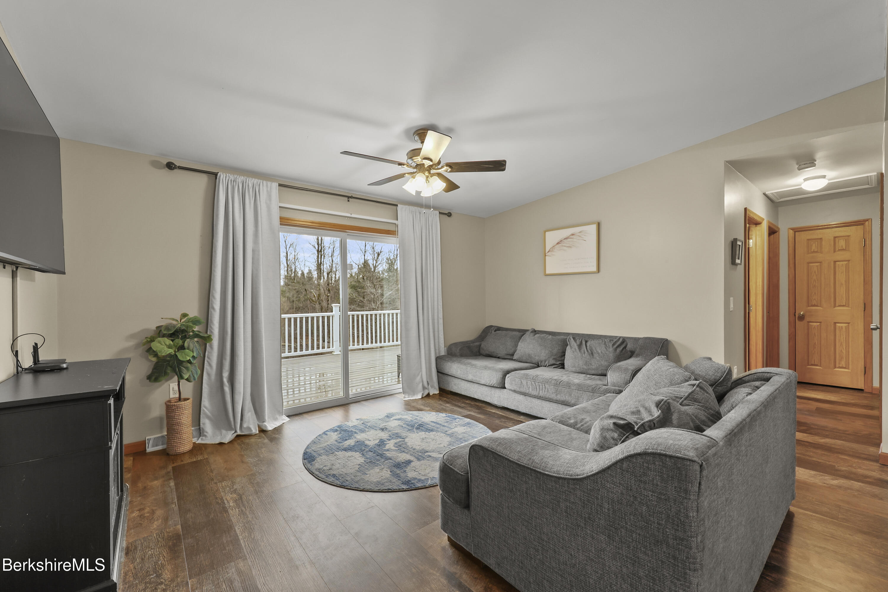 21 Kreutzer Road Peru, MA 01235 - Photo 8 of 58 40 Living Room