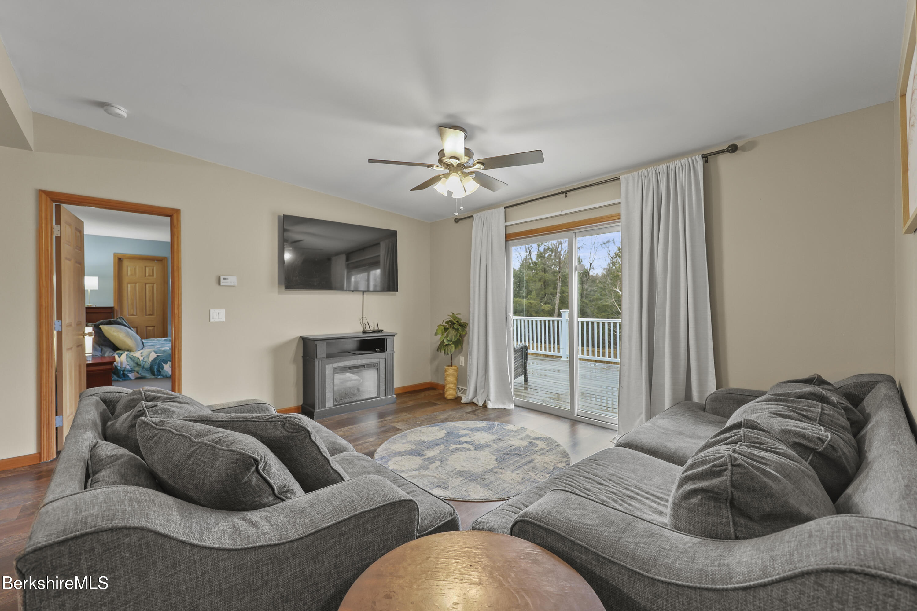 21 Kreutzer Road Peru, MA 01235 - Photo 9 of 58 45 Living Room