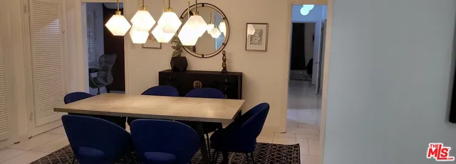 $4,750 | 137 North Sycamore Avenue, Unit 2, Los Angeles, CA 90036