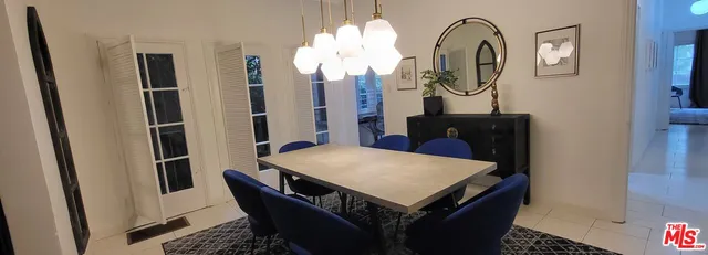 $4,750 | 137 North Sycamore Avenue, Unit 2, Los Angeles, CA 90036