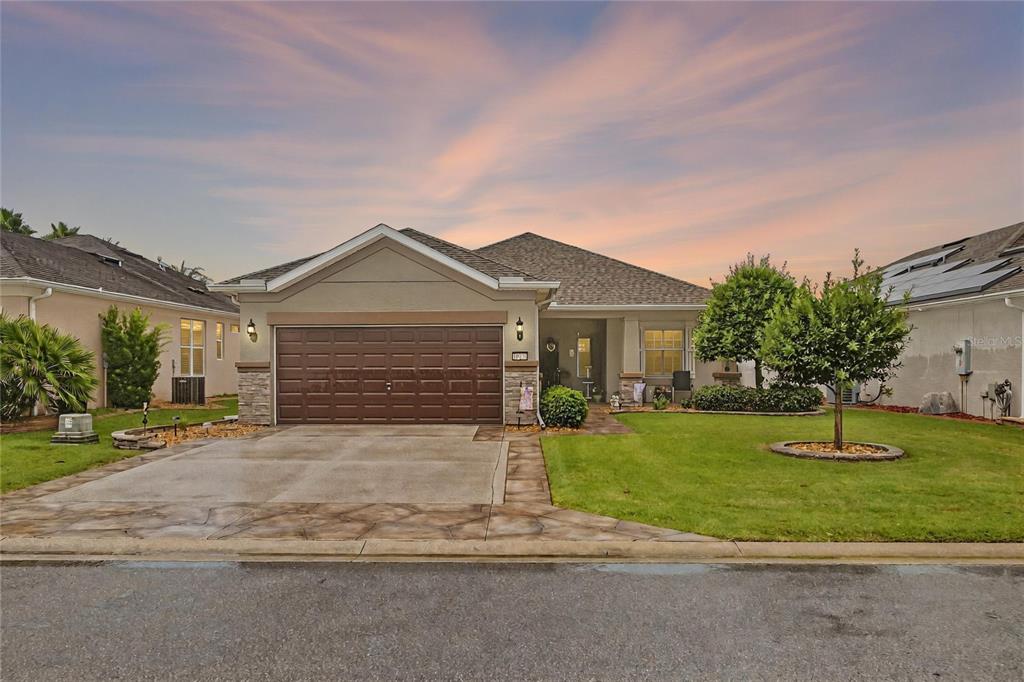 10134 Southwest 75th St Road Ocala, FL 34481 - Photo 1 of 50 Gallery Image 1