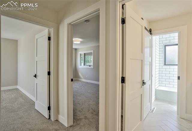 61 Upland Road Colorado Springs, CO 80906 - Photo 3 of 13