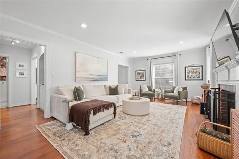 $785,000 | 6109 Kenwood Avenue, Dallas, TX 75214