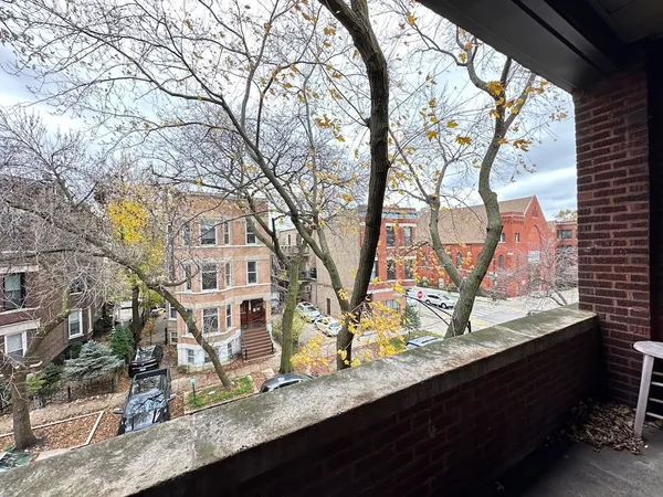 $2,280 | 951 North Hoyne Avenue, Unit 3, Chicago, IL 60622