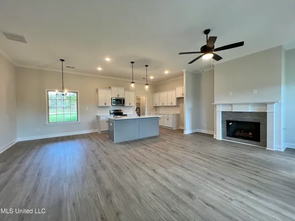 $379,900 | 2122 Scott Mdws Lane, Hernando, MS 38632
