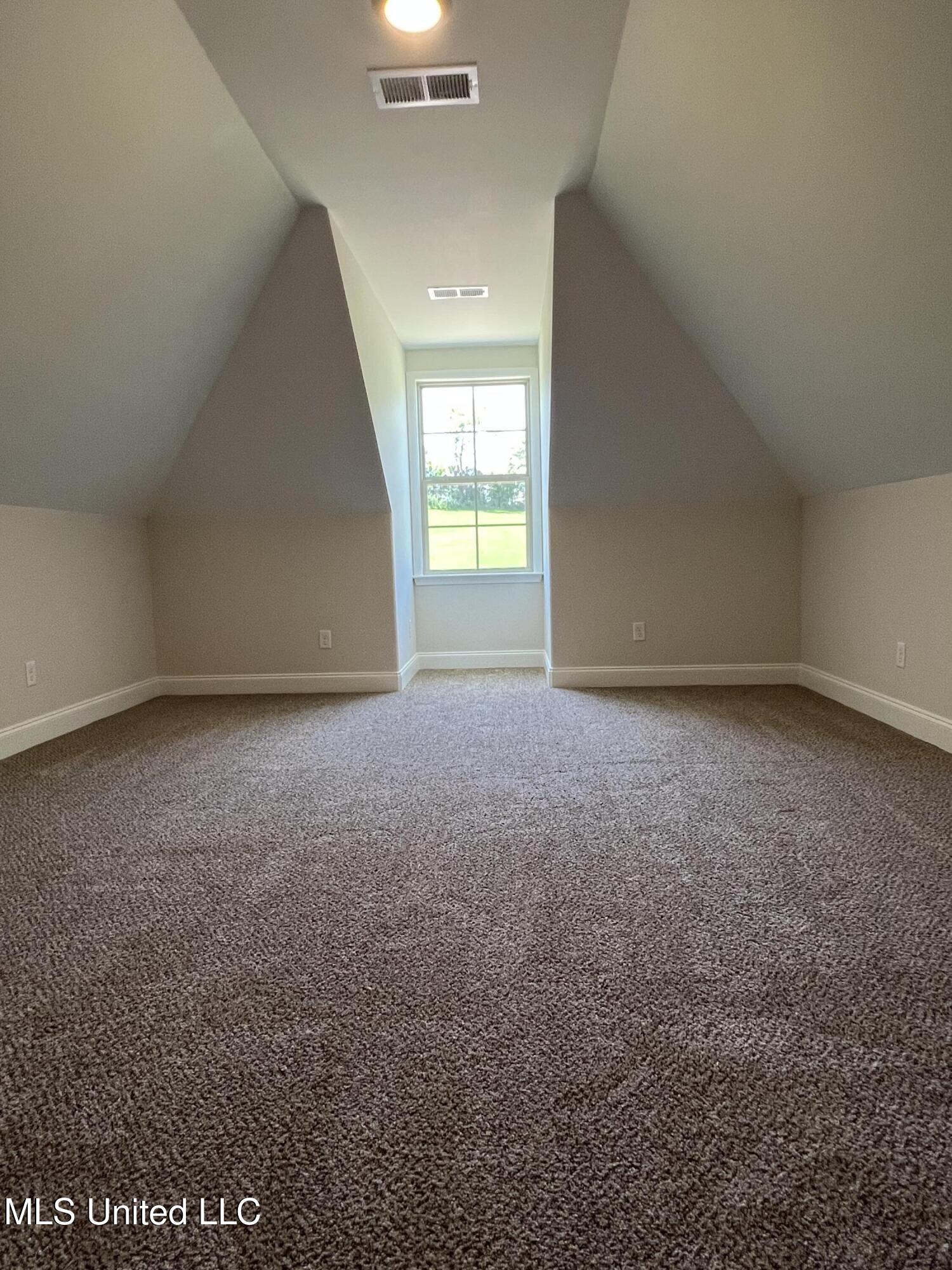 2122 Scott Mdws Lane Hernando, MS 38632 - Photo 31 of 34 Bonus room