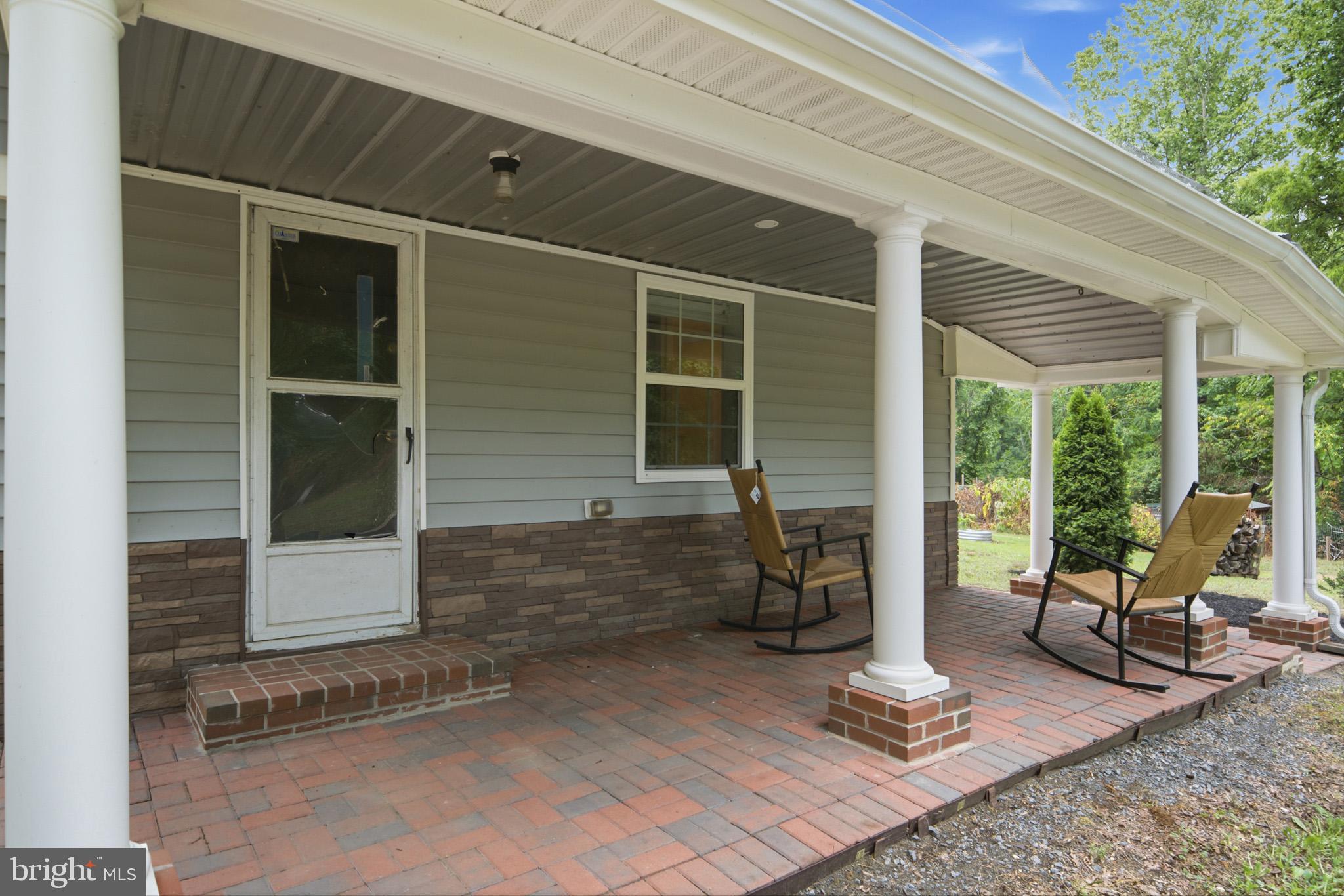 1804 Sixes Road Prince Frederick, MD 20678 - Photo 6 of 32 Welcoming covered front porch.