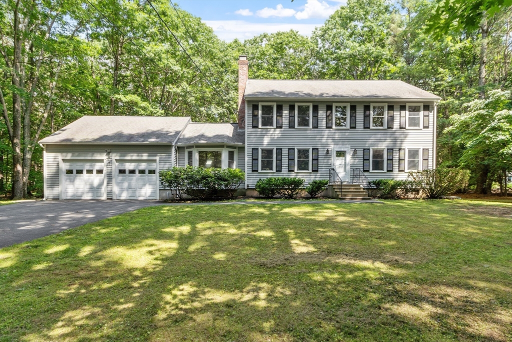 98 Mt Jefferson Road Hubbardston, MA 01452 - Photo 1 of 38 Gallery Image 1