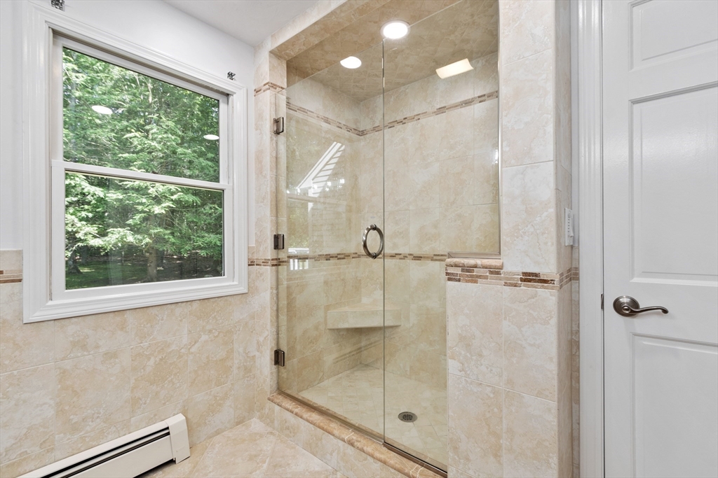98 Mt Jefferson Road Hubbardston, MA 01452 - Photo 22 of 38 Gallery Image 22