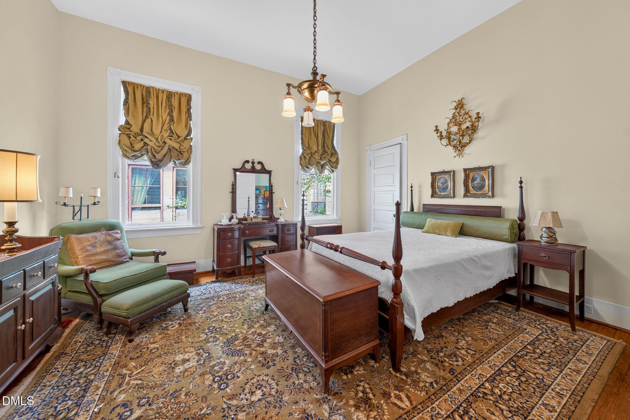 517 North East Street Raleigh, NC 27604 - Photo 31 of 42 17-web-or-mls-517 N East St - 17