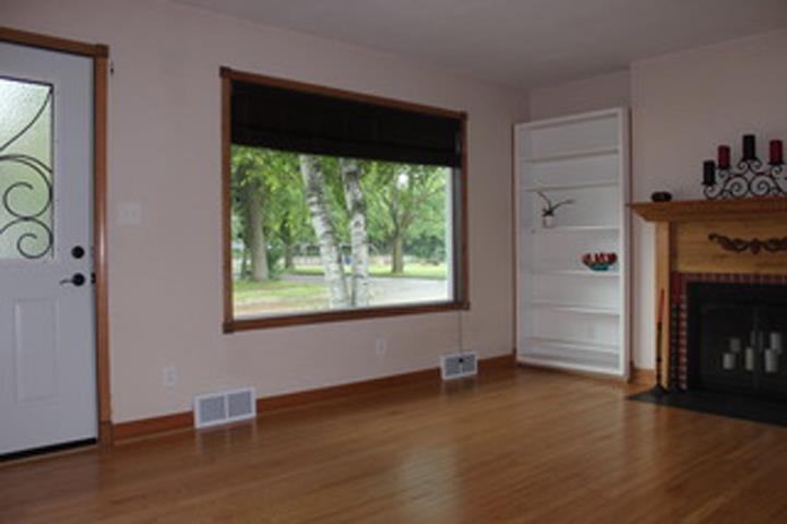 213 3rd Street Mosinee, WI 54455 - Photo 3 of 39