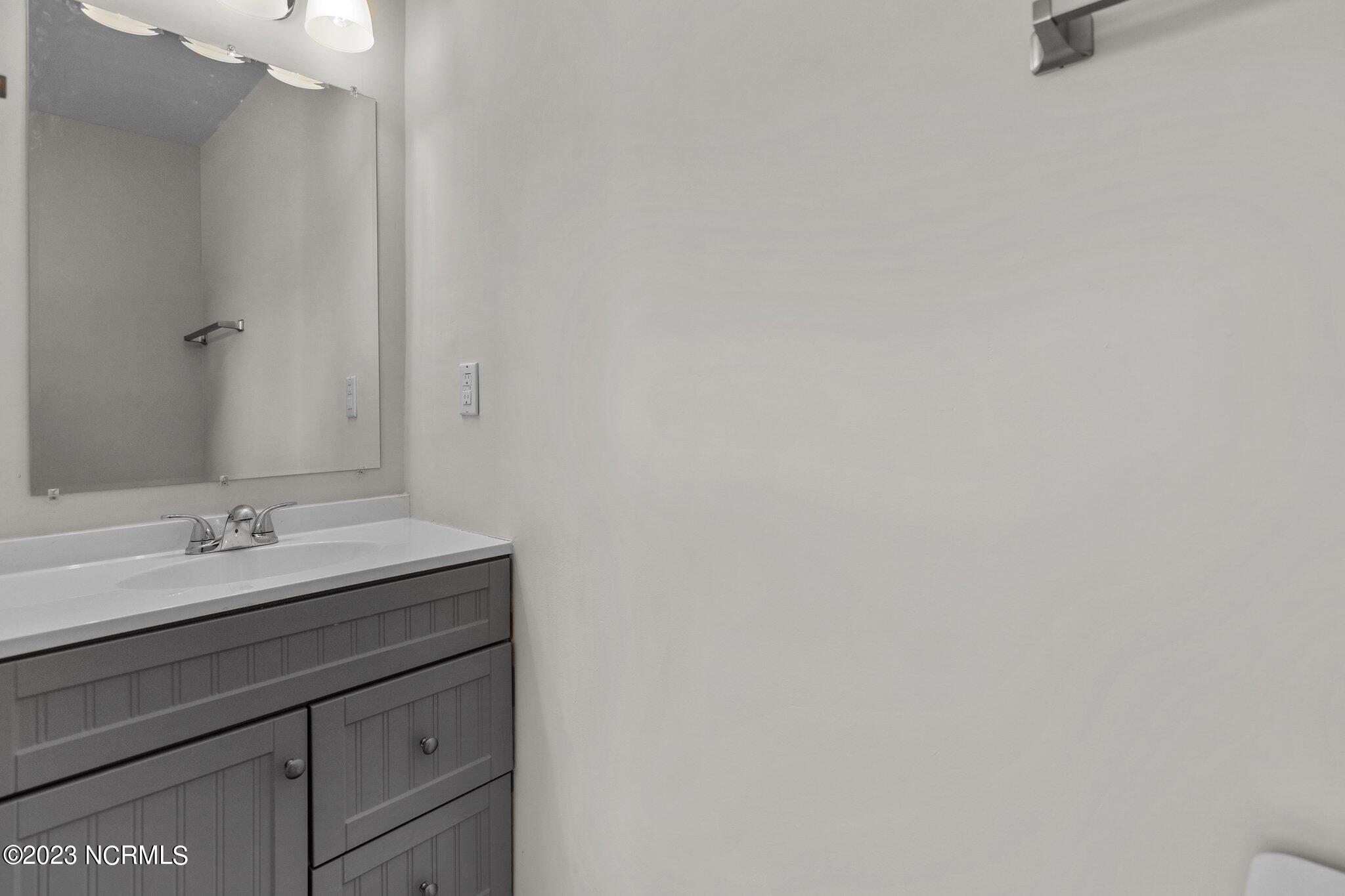 205 Wallington Road Wilmington, NC 28409 - Photo 24 of 34 23-web-or-mls-DSC03995