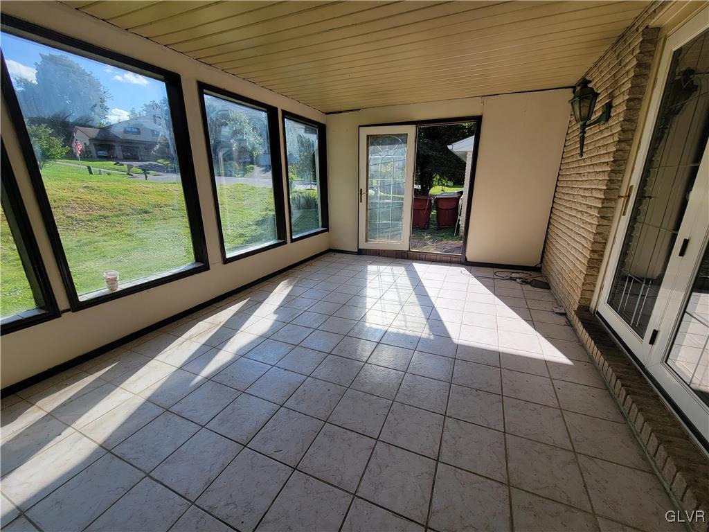 101 Ramblewood Drive Easton, PA 18040 - Photo 10 of 27 Door to Right Leads to Paver Patio