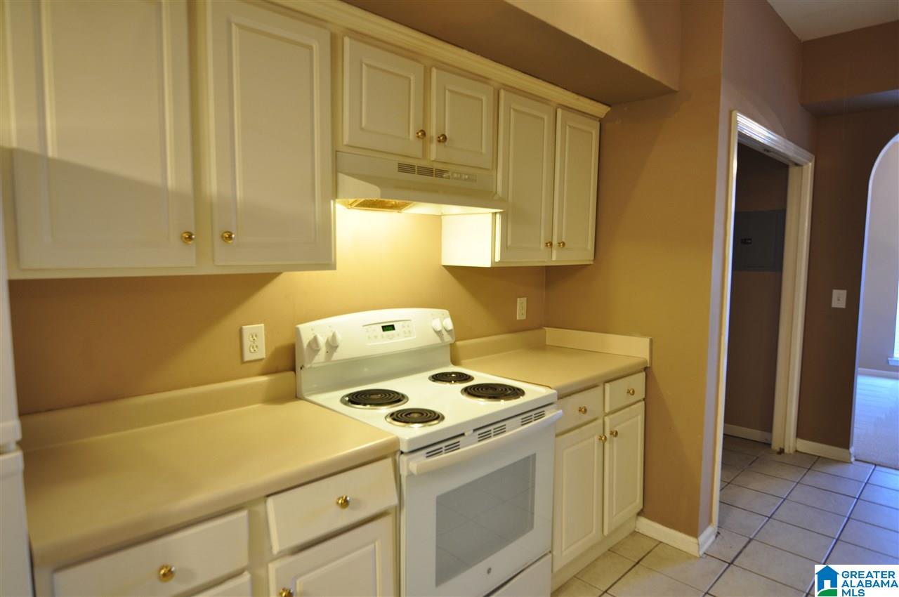 429 Cambrian Ridge Trail Pelham, AL 35124 - Photo 7 of 26