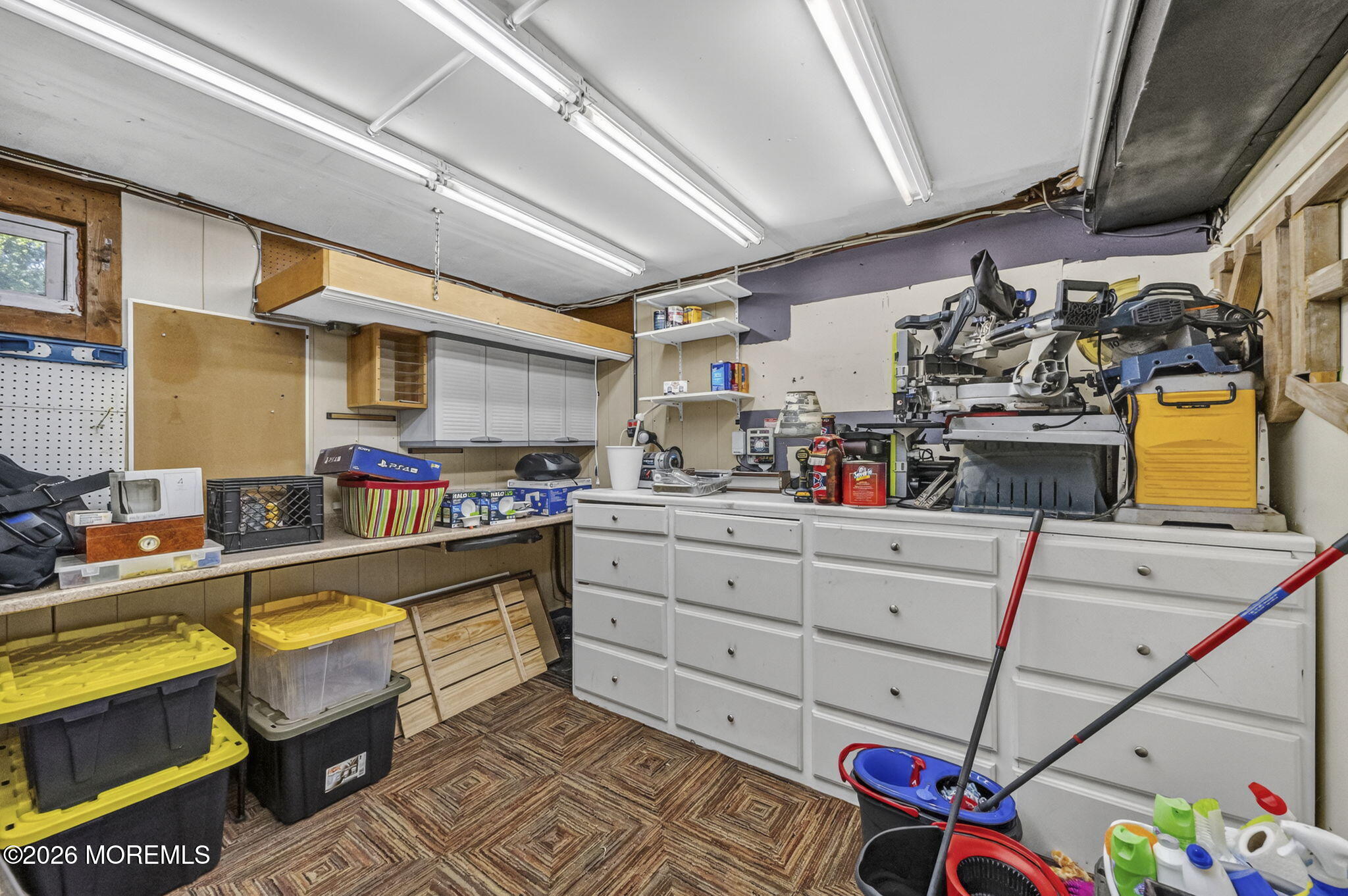 24 Eliot Road Manalapan, NJ 07726 - Photo 38 of 57 40-web-or-mls-DSC08622