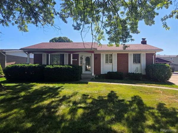 $238,500 | 12237 Dorset Court, Southgate, MI 48195