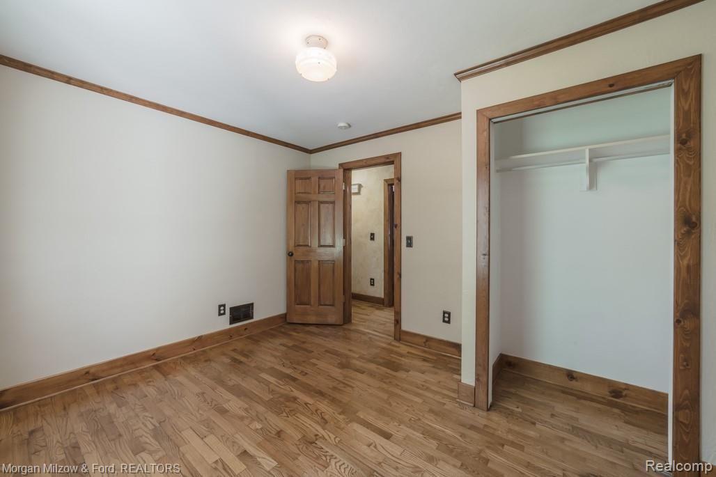 2403 North Genesee Road Burton, MI 48509 - Photo 29 of 55 2403 N Genesee-30.jpg