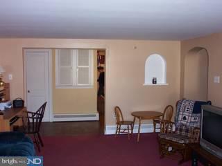 23 Riverview Road Pottstown, PA 19465 - Photo 2 of 4