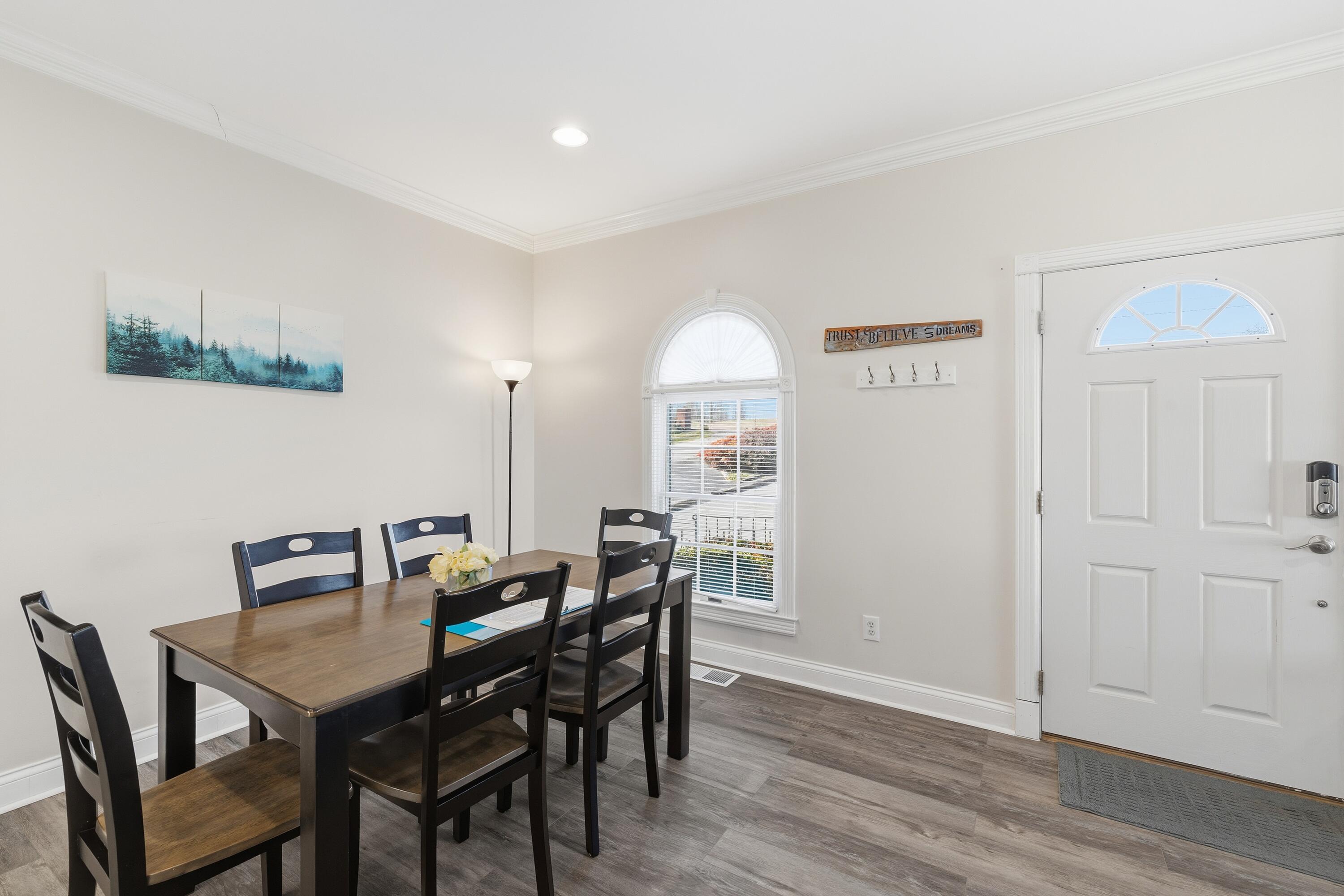 4410 Michigan Ave Road Northeast Cleveland, TN 37323 - Photo 10 of 29 Dining 1 - 1