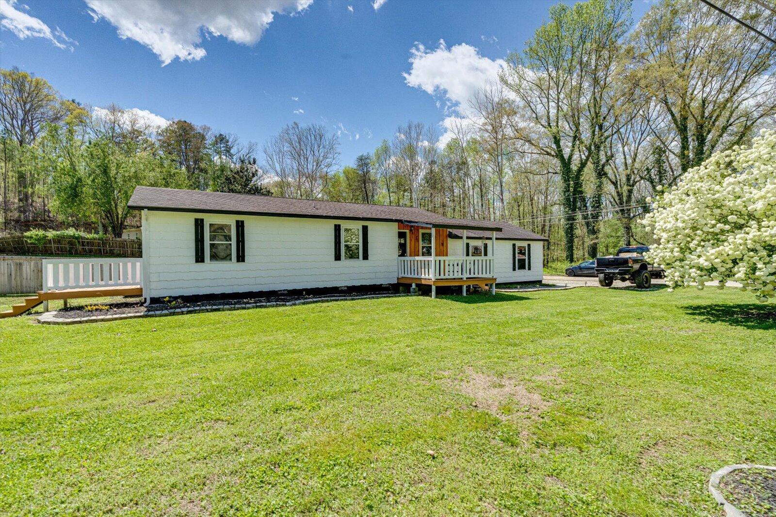 13751 Lillard Road Soddy Daisy, TN 37379 - Photo 2 of 29 Lillard 2